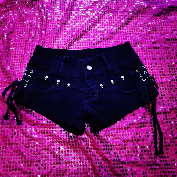 black shorts with laces XS - Picture 4 of 4